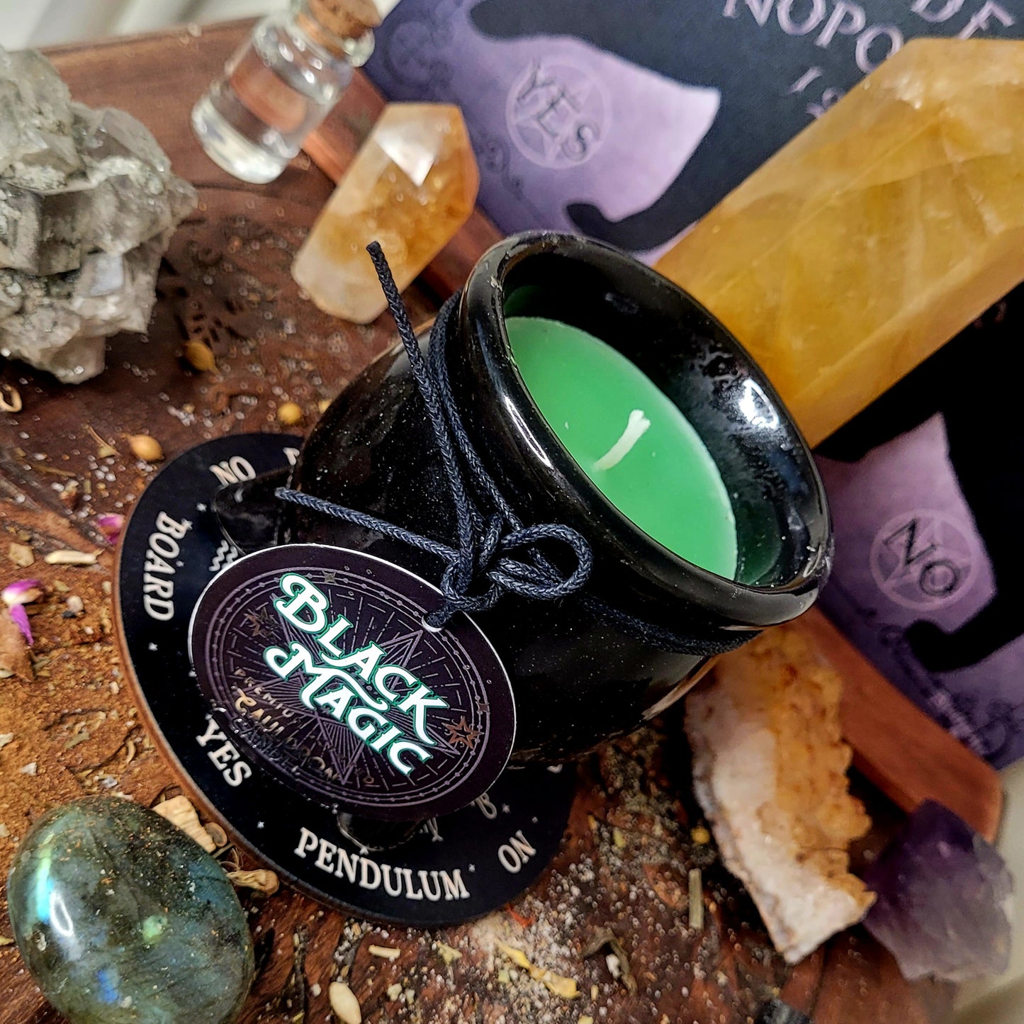 SCENTED CAULDRON CANDLES