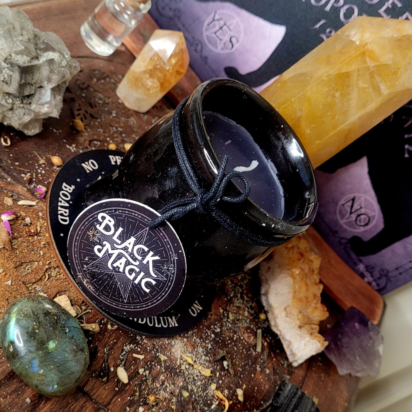SCENTED CAULDRON CANDLES