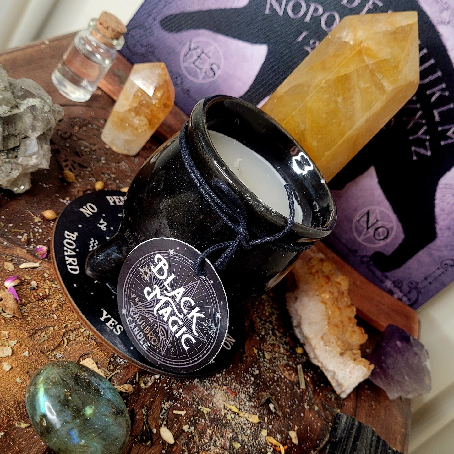 SCENTED CAULDRON CANDLES