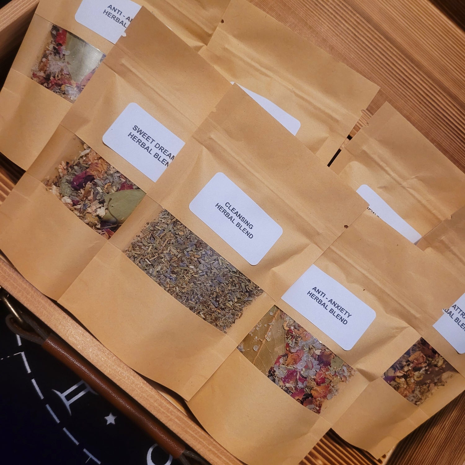 HERBS & SPICES