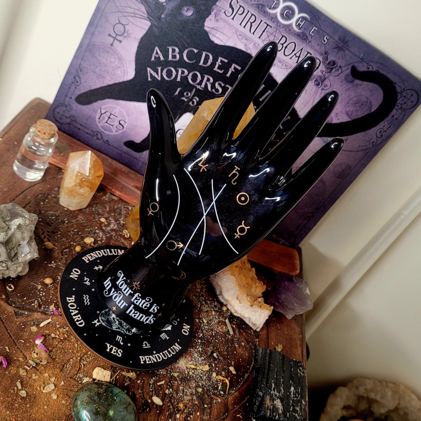 PALMISTRY HAND ORNAMENT